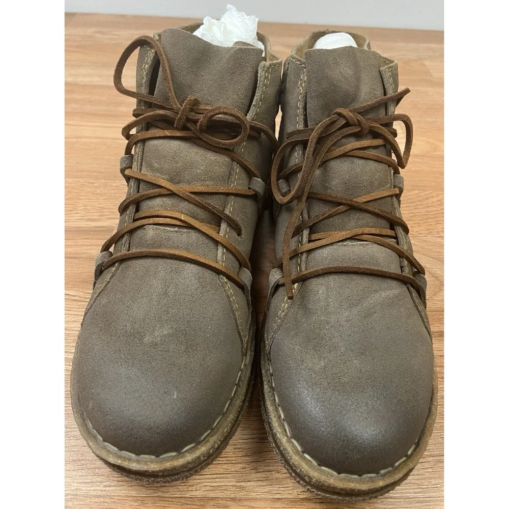 Born Temple II Suede Leather Women's Ankle Boots, Distressed Brown Size 11 NEW